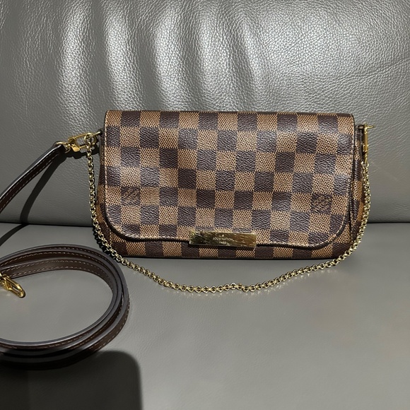 Louis Vuitton Favorite PM - Picture 4 of 14